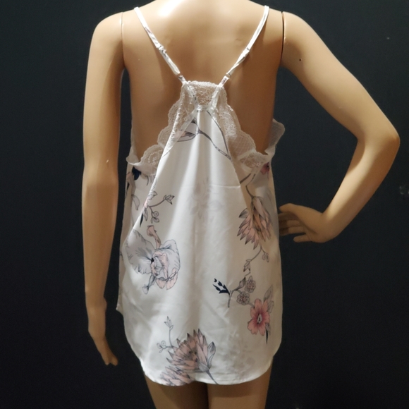 2pcs Amber Millet 1)Trudie 1)Tori Strappy V-Neck Loose Camisole Tank Top Size M - Picture 5 of 13